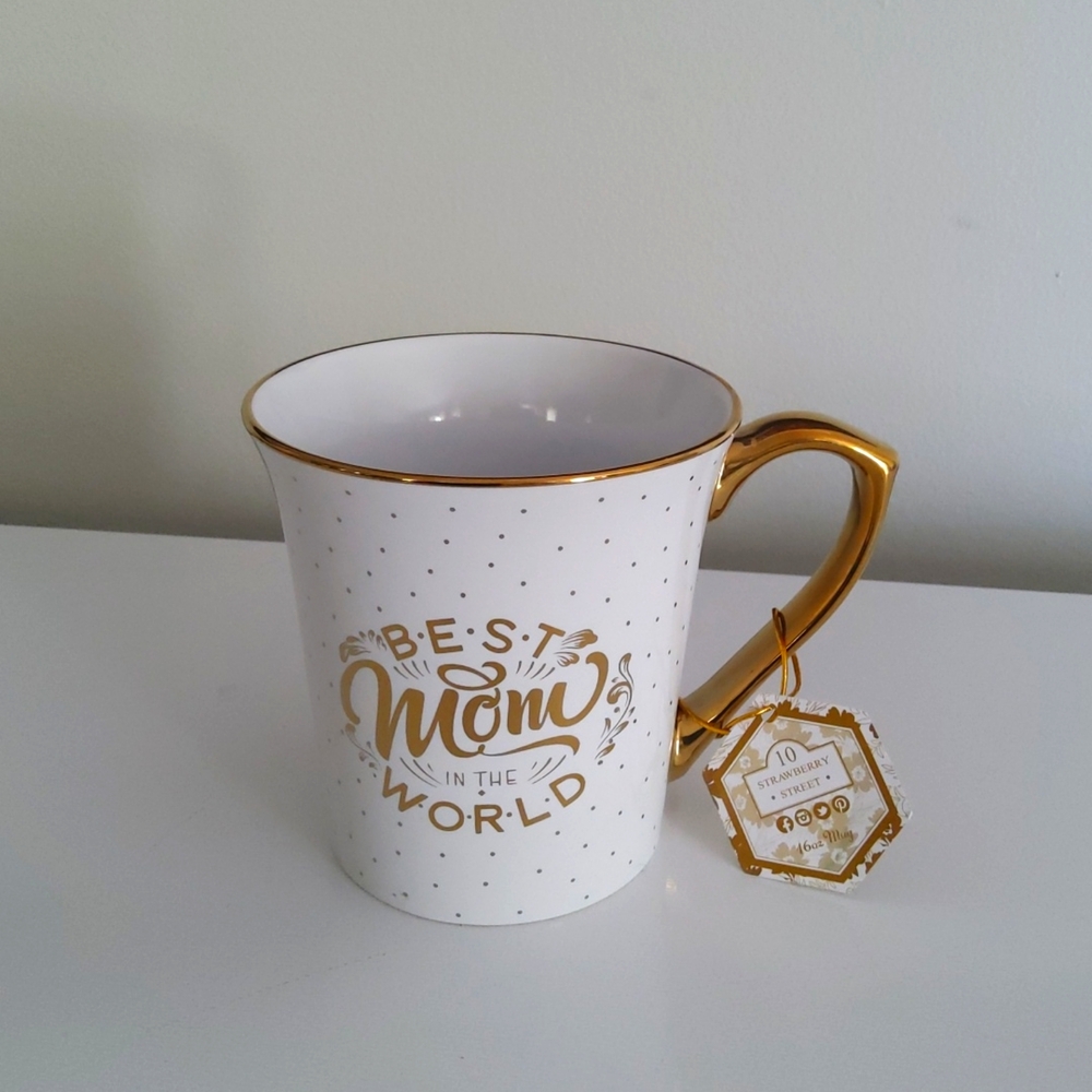 10 Strawberry Street 16oz Mom Mug, NWT